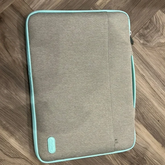 NEW computer case - Picture 1 of 5